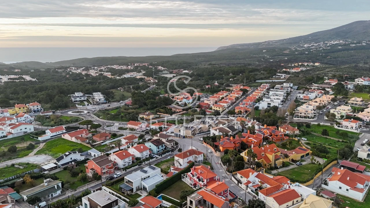 Moradia T4 para Venda em Alcabideche Foto 40