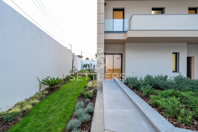 Moradia T4 para Venda em Alcabideche Foto 35