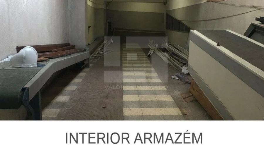 Armazém para Venda em São Domingos de Benfica