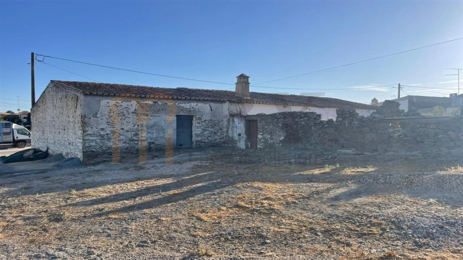 Moradia T3 para Venda em Giões Foto 18