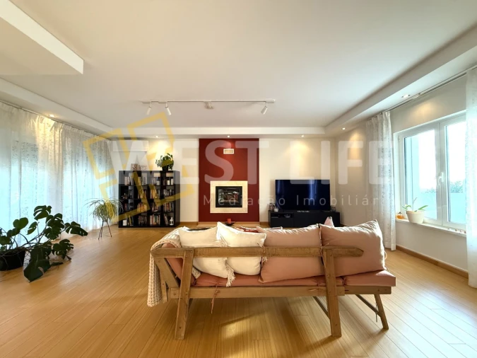 Moradia T3 para Venda em Ericeira Foto 8