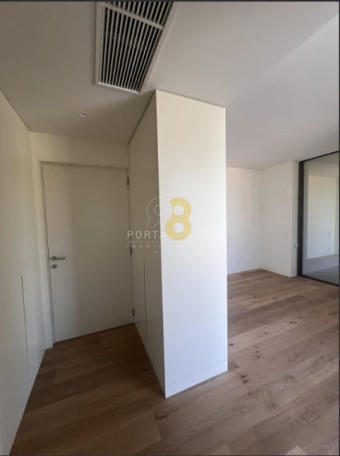 Apartamento T2 para Venda em Aldoar, Foz do Douro e Nevogilde