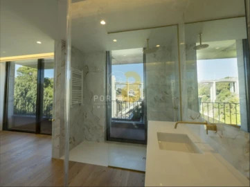 Apartamento T3 para Venda em Lordelo do Ouro e Massarelos