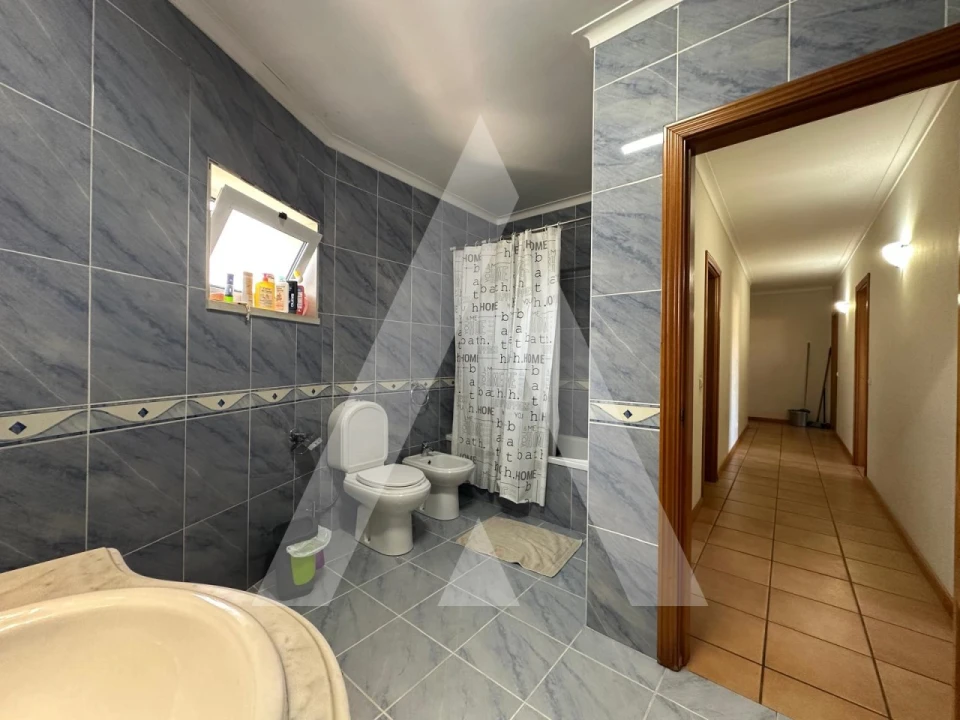 Apartamento T2 para Venda em Oiã Foto 23