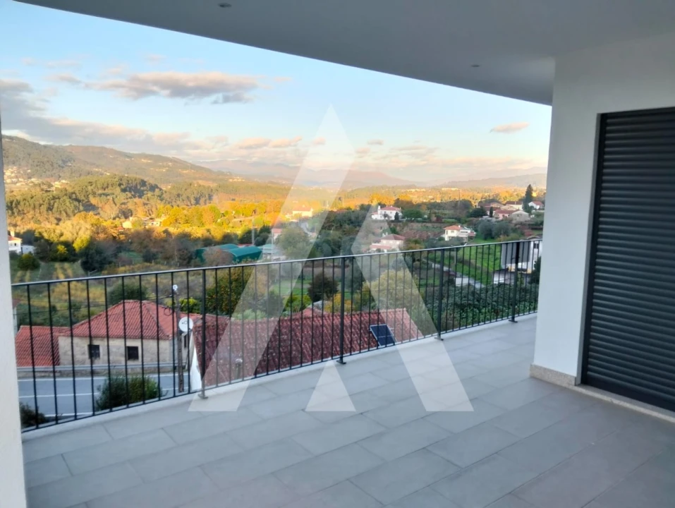 Moradia T3 para Venda em Ribeira Foto 32