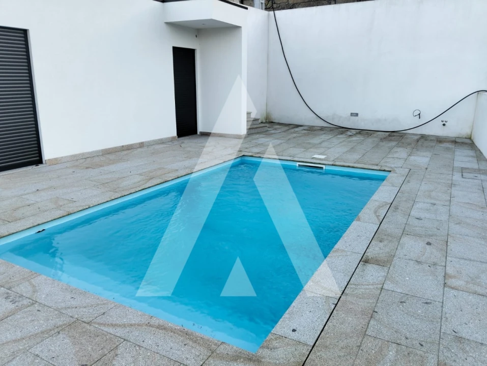 Moradia T3 para Venda em Ribeira Foto 35