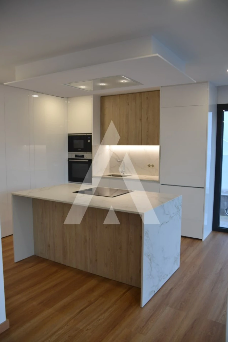 Moradia T3 para Venda em Ribeira Foto 2