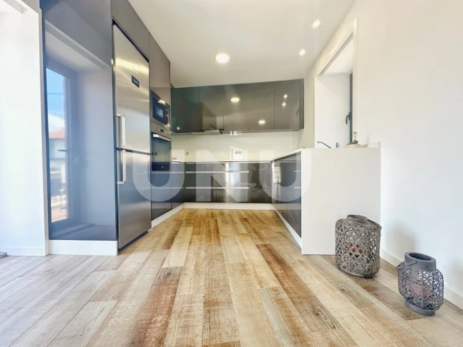 Moradia T2 para Venda em Sande e São Lourenço Foto 5