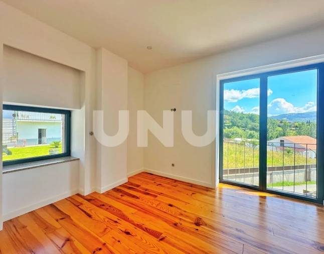 Moradia T2 para Venda em Sande e São Lourenço Foto 12