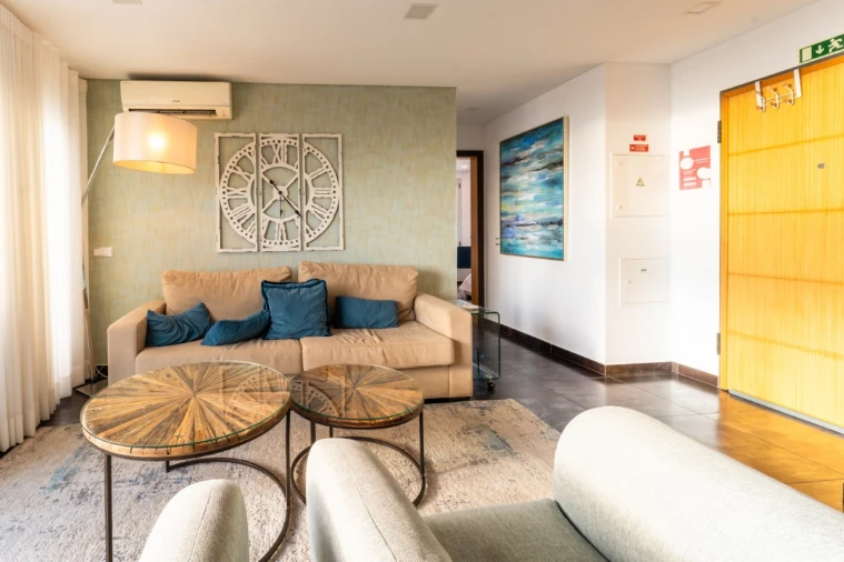 Apartamento T2 para Venda em Nazare Foto 3