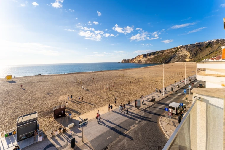 Apartamento T2 para Venda em Nazare Foto 25