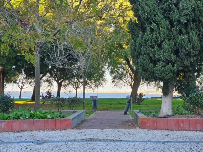 Apartamento T2 para Venda em Baixa da Banheira e Vale da Amoreira Foto 6