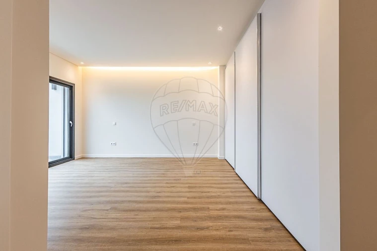 Moradia T3 para Venda em Aveiras de Cima Foto 27