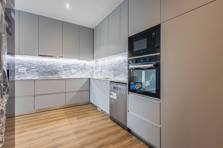 Moradia T4 para Venda em Aveiras de Cima Foto 15