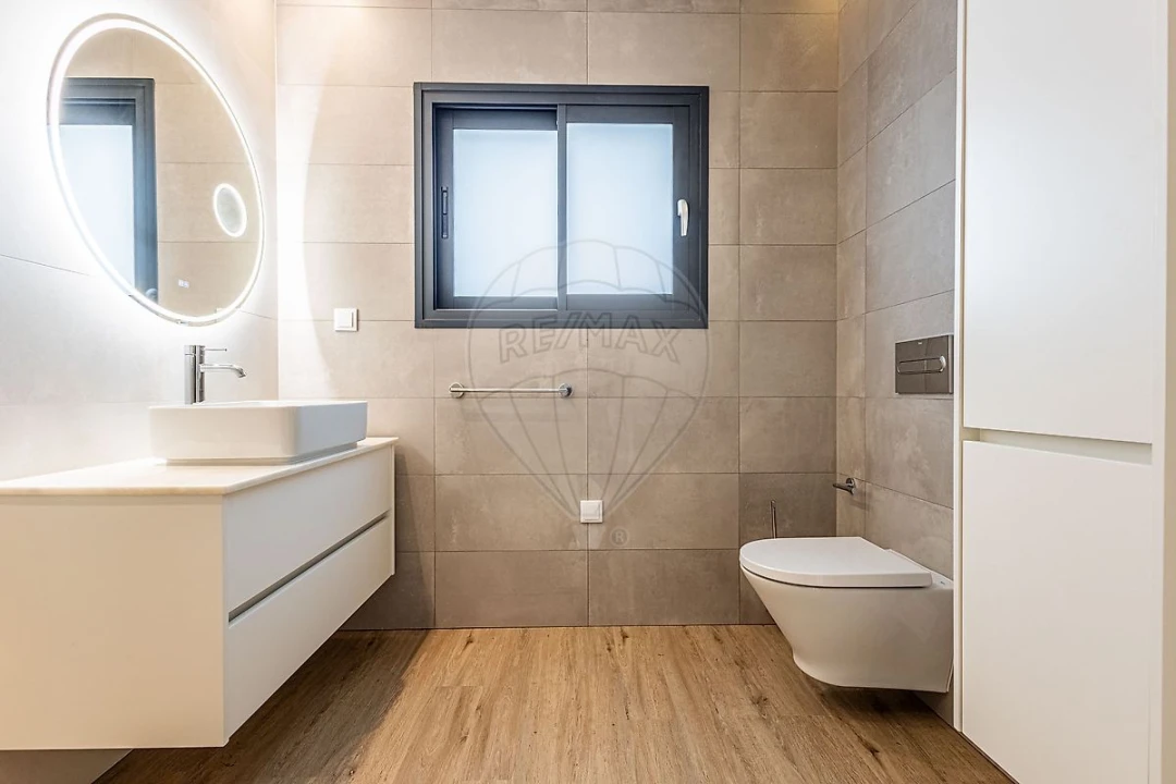 Moradia T4 para Venda em Aveiras de Cima Foto 30