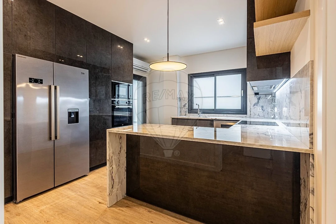 Moradia T4 para Venda em Aveiras de Cima Foto 12