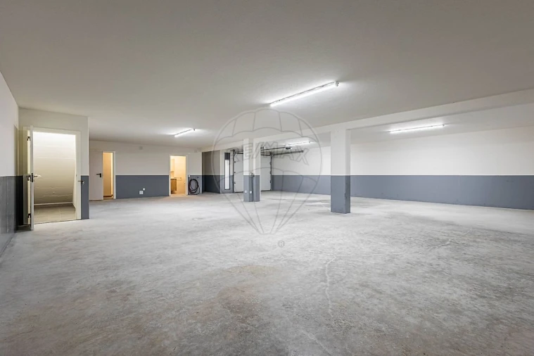 Moradia T4 para Venda em Aveiras de Cima Foto 40