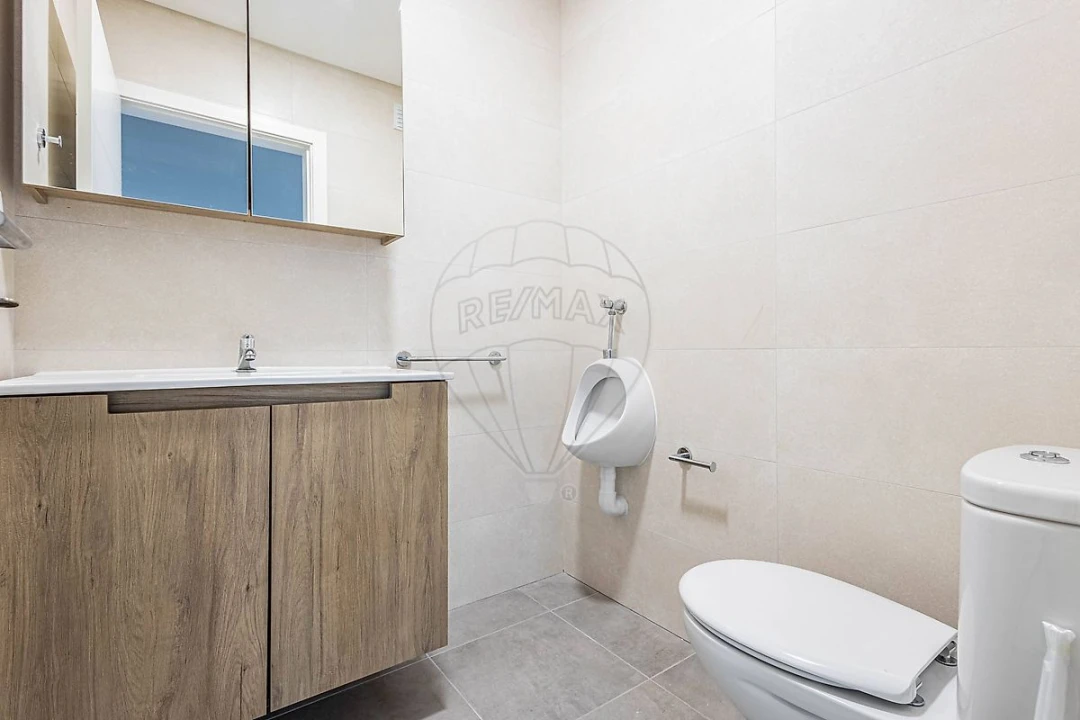 Moradia T4 para Venda em Aveiras de Cima Foto 41