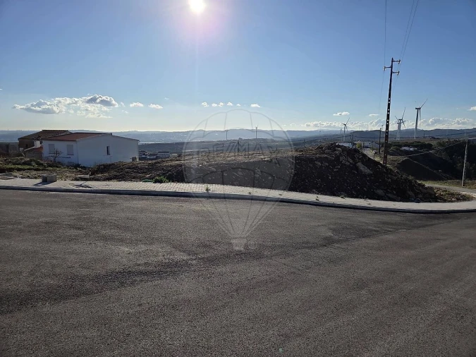 Terreno para Venda em Vialonga