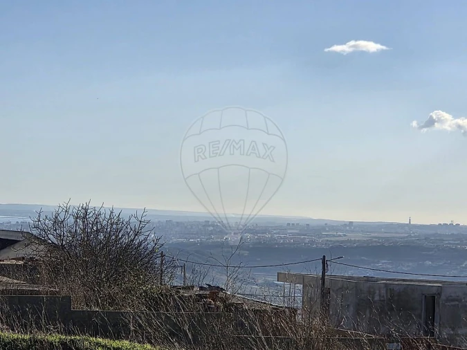 Terreno para Venda em Vialonga Foto 2