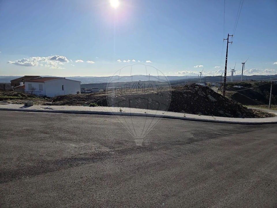 Terreno para Venda em Vialonga Foto 3