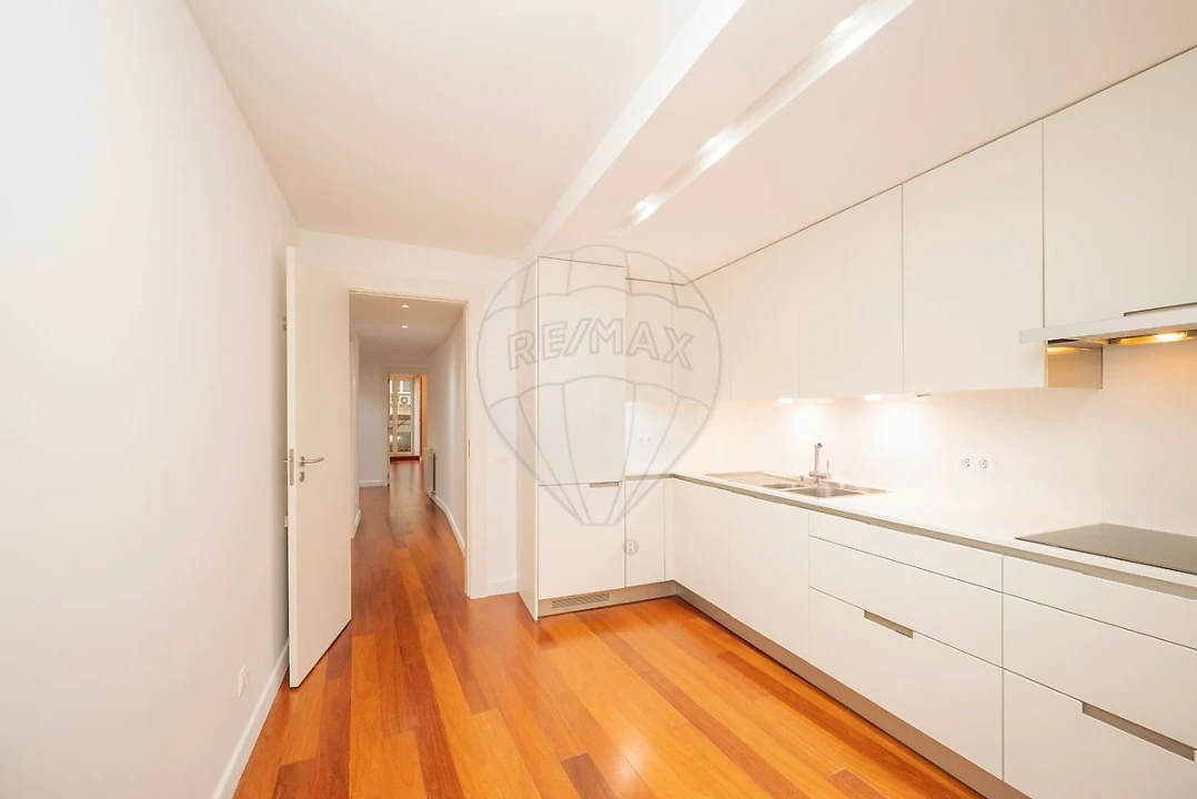 Apartamento T3 para Arrendamento em Belém Foto 36