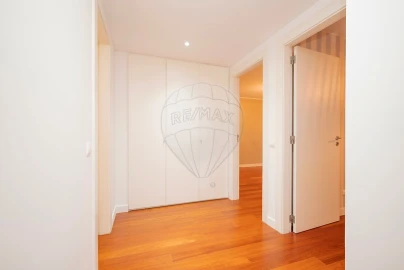 Apartamento T3 para Arrendamento em Belém