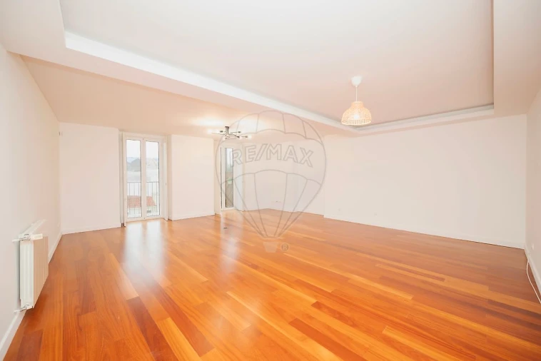 Apartamento T3 para Arrendamento em Belém Foto 8