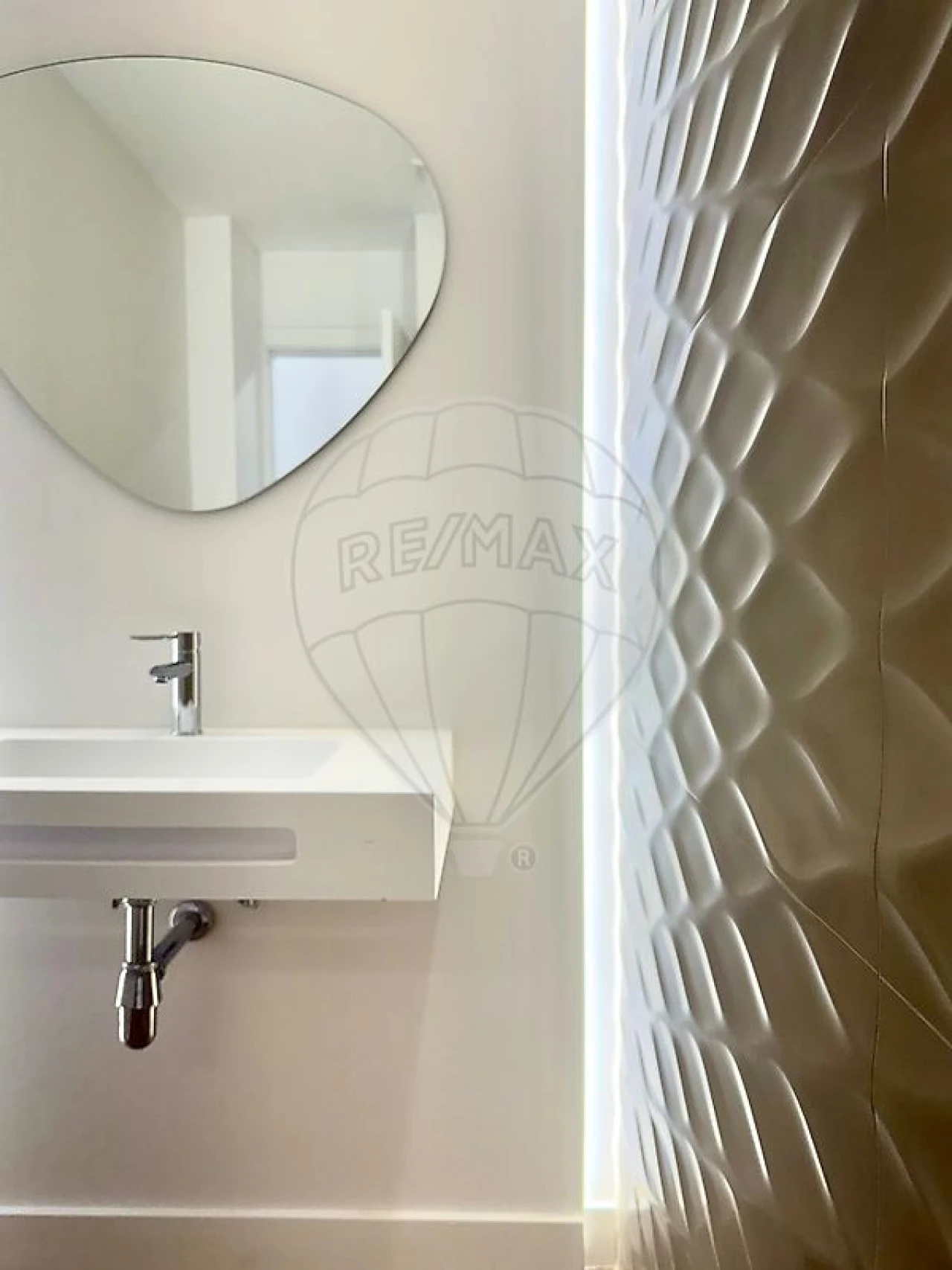 Apartamento T3 para Venda em Santo António Foto 14