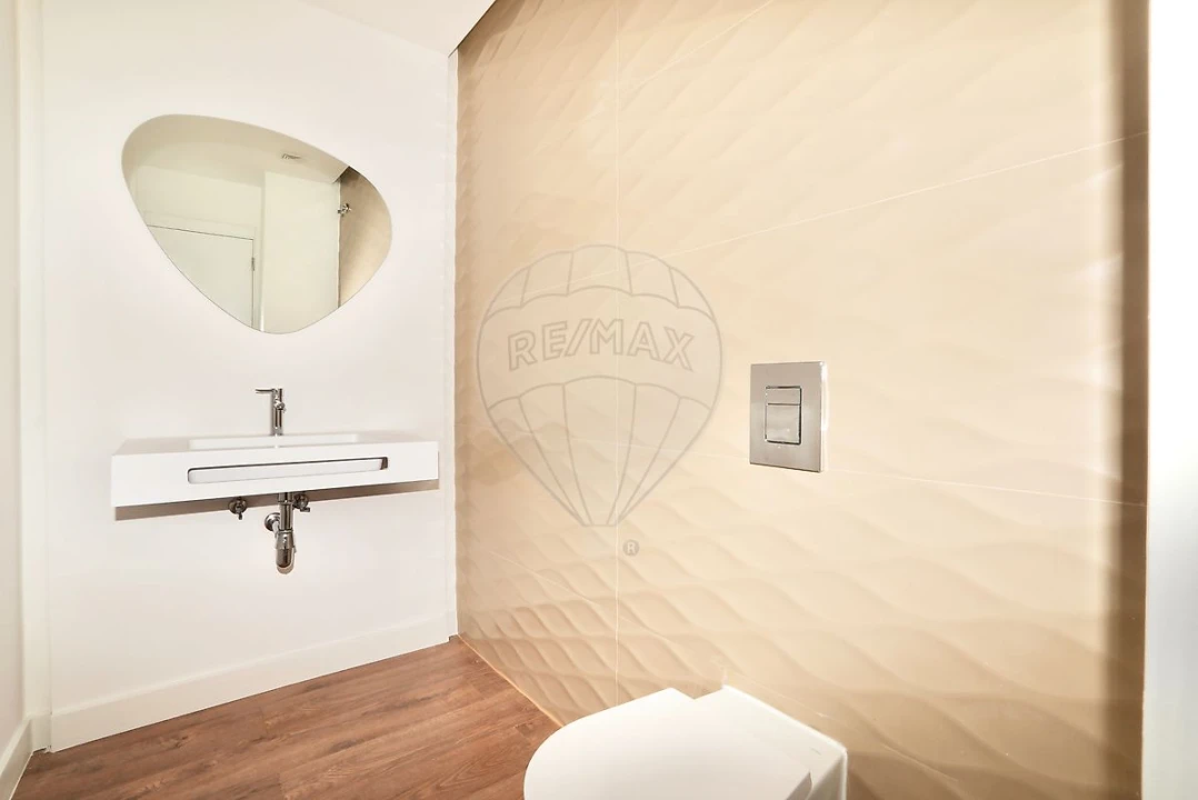 Apartamento T3 para Venda em Santo António Foto 12