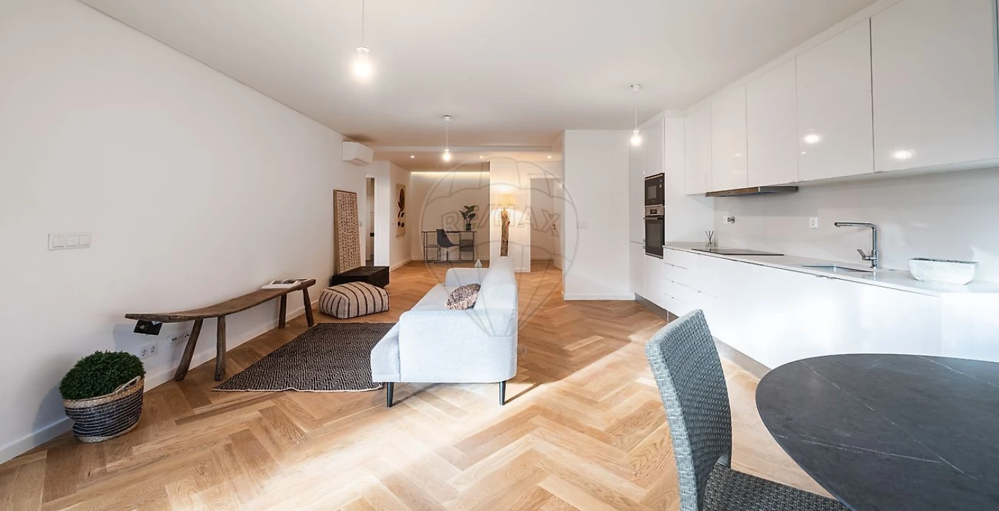 Apartamento T2 para Venda em Cascais e Estoril Foto 2
