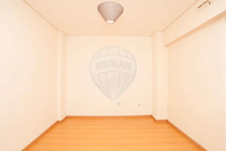 Apartamento T2 para Venda em Alverca do Ribatejo e Sobralinho Foto 11