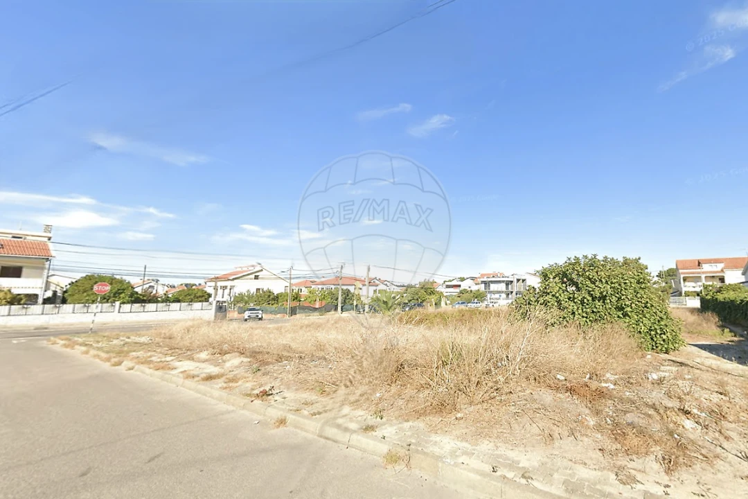 Terreno para Venda em Fernao Ferro Foto 1