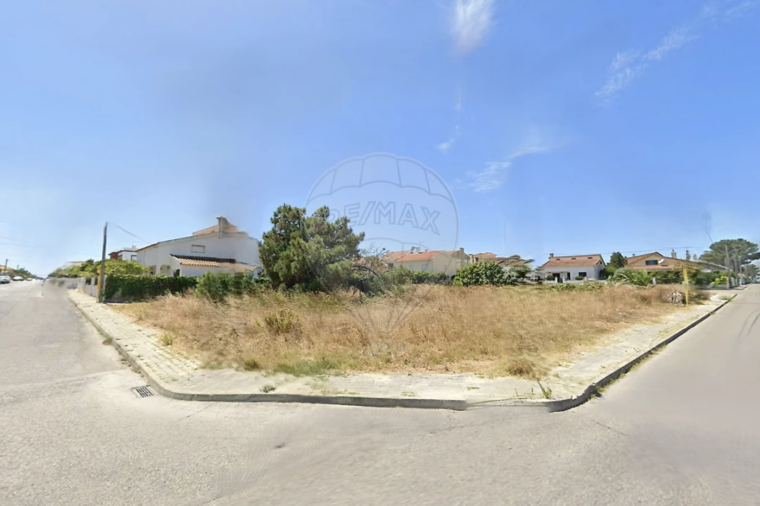 Terreno para Venda em Fernao Ferro Foto 2