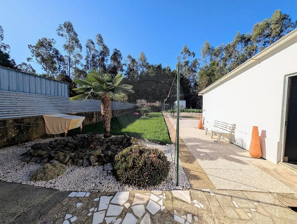 Moradia T2 para Venda em Valega Foto 34