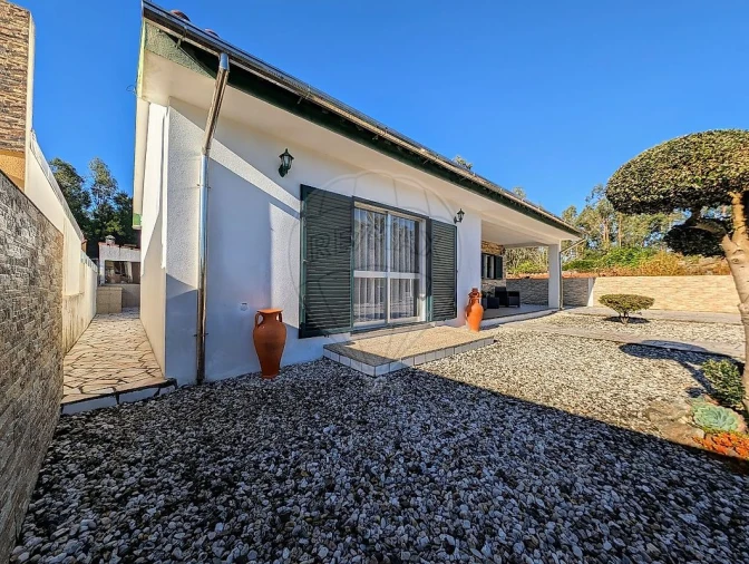 Moradia T2 para Venda em Valega Foto 3