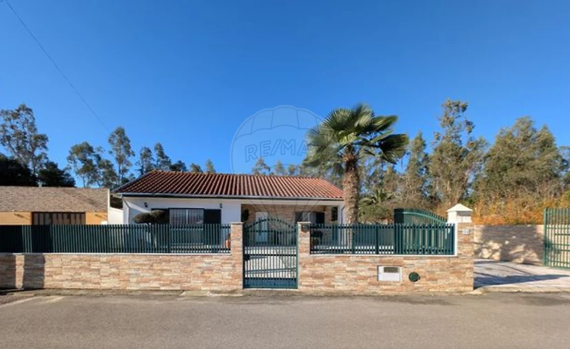 Moradia T2 para Venda em Valega Foto 1