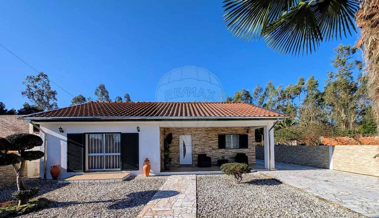 Moradia T2 para Venda em Valega Foto 41