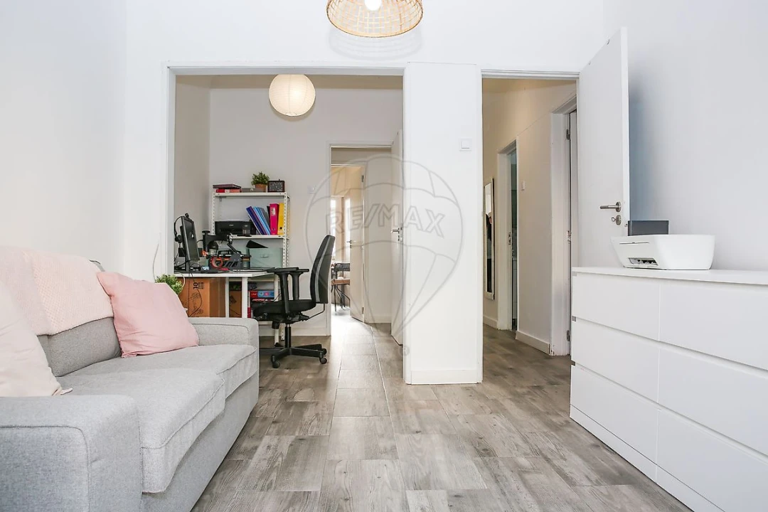 Apartamento T2 para Venda em Queluz e Belas Foto 7