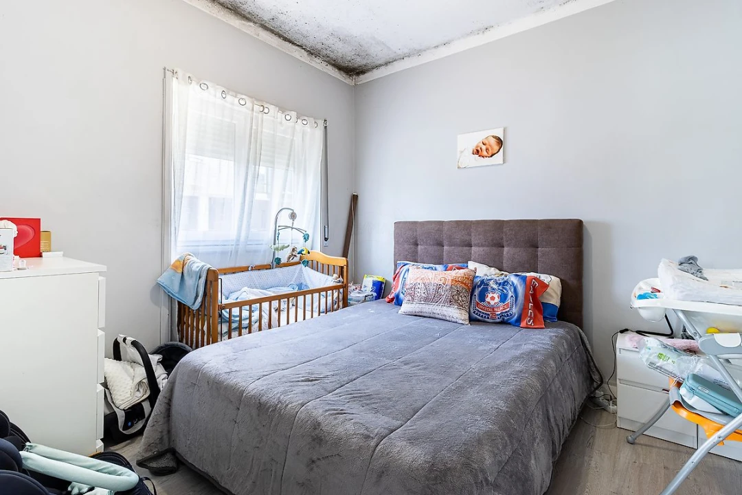 Moradia T5 para Venda em Vila de Cucujães Foto 3