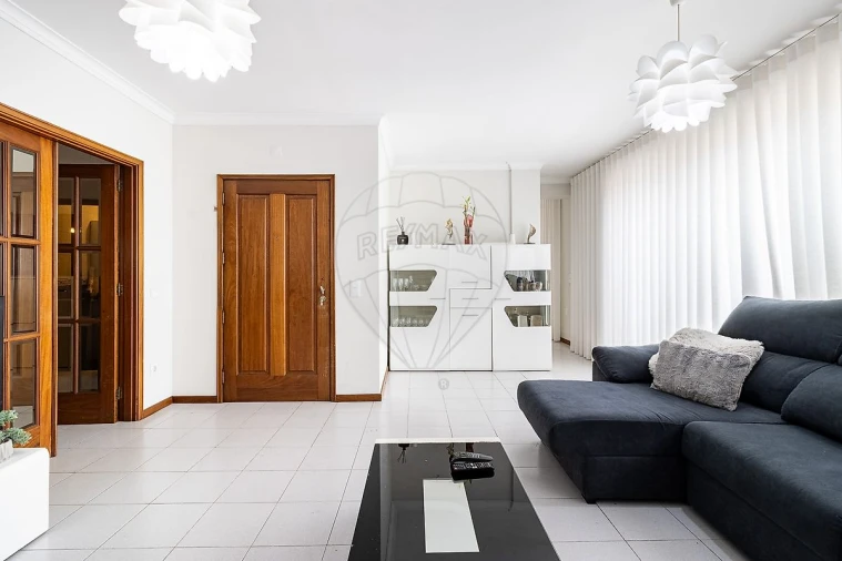 Apartamento T3 para Venda em Bougado (São Martinho e Santiago) Foto 2