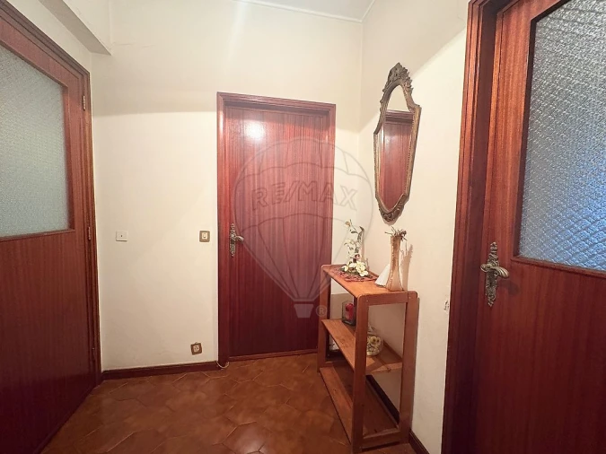 Apartamento T2 para Venda em Espinho Foto 10