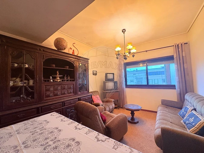 Apartamento T2 para Venda em Espinho Foto 5