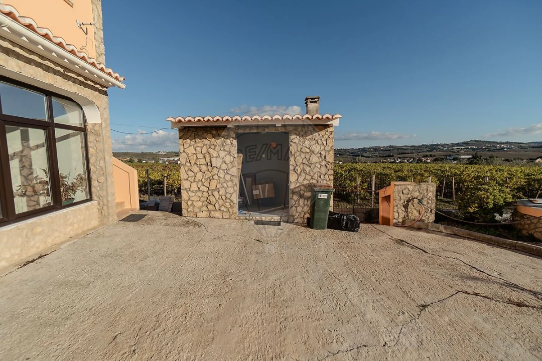 Moradia T3 para Venda em Arruda dos Vinhos Foto 40