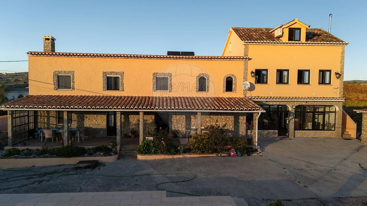 Moradia T3 para Venda em Arruda dos Vinhos Foto 13