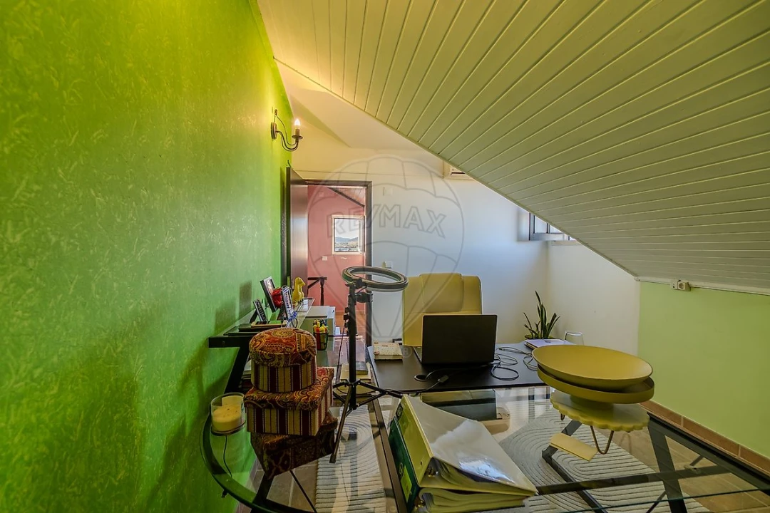 Moradia T3 para Venda em Arruda dos Vinhos Foto 38