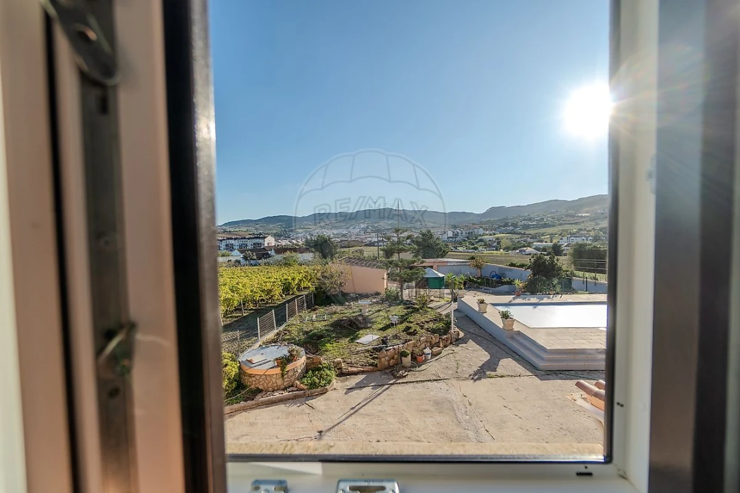 Moradia T3 para Venda em Arruda dos Vinhos Foto 35