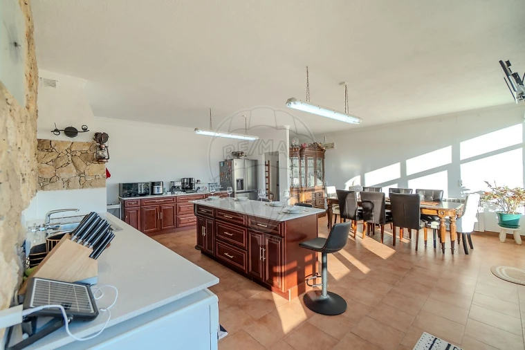 Moradia T3 para Venda em Arruda dos Vinhos Foto 4