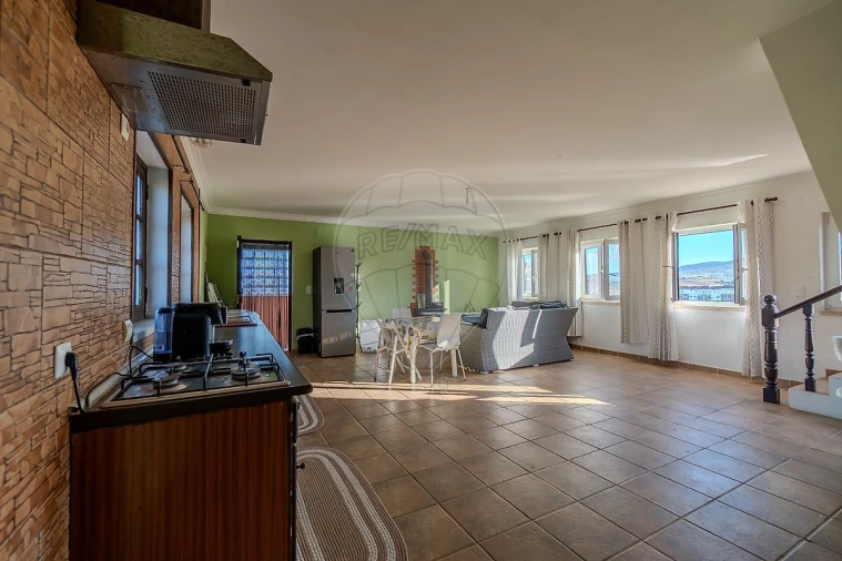 Moradia T3 para Venda em Arruda dos Vinhos Foto 33