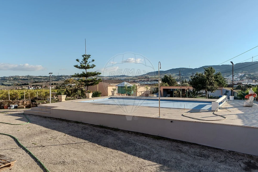 Moradia T3 para Venda em Arruda dos Vinhos Foto 42